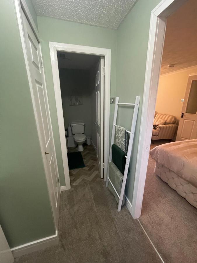 The Nest, Livingstonアパートメント エクステリア 写真
